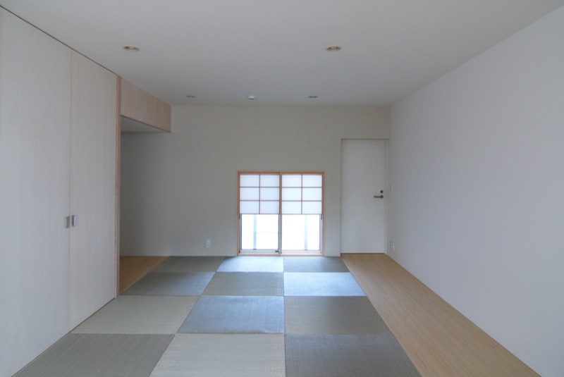 �a���̏���q�N���X�̒��ւ�